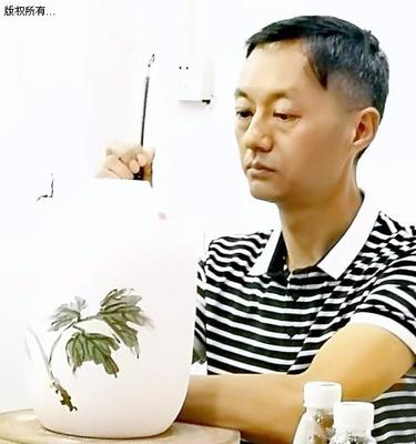 岳塘区美协组织文艺家赴醴陵开展“瓷绘”采风创作交流活动